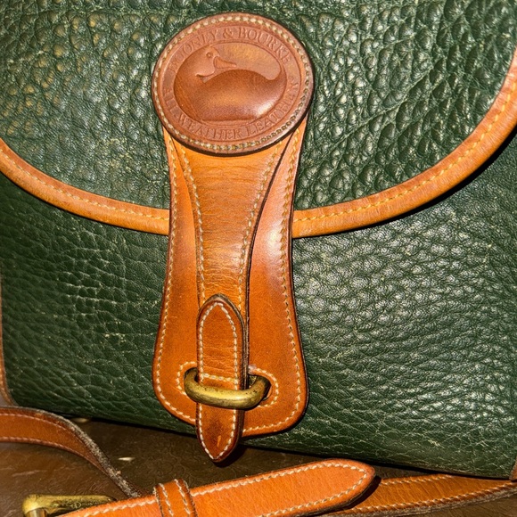 Dooney & Bourke Forest Green Pebbled Leather Crossbody with Tan Trim - Picture 2 of 15